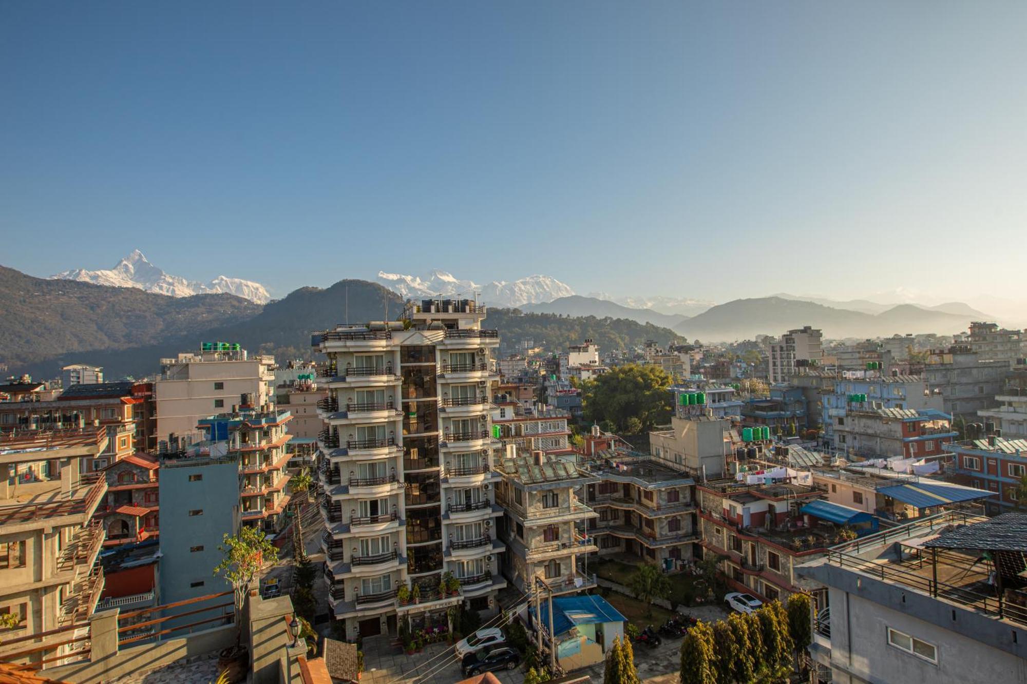 Mount View Pokhara Hotel Exterior foto