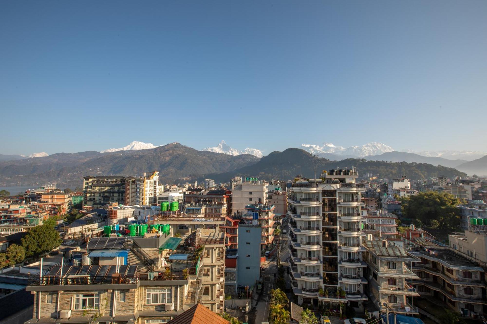 Mount View Pokhara Hotel Exterior foto