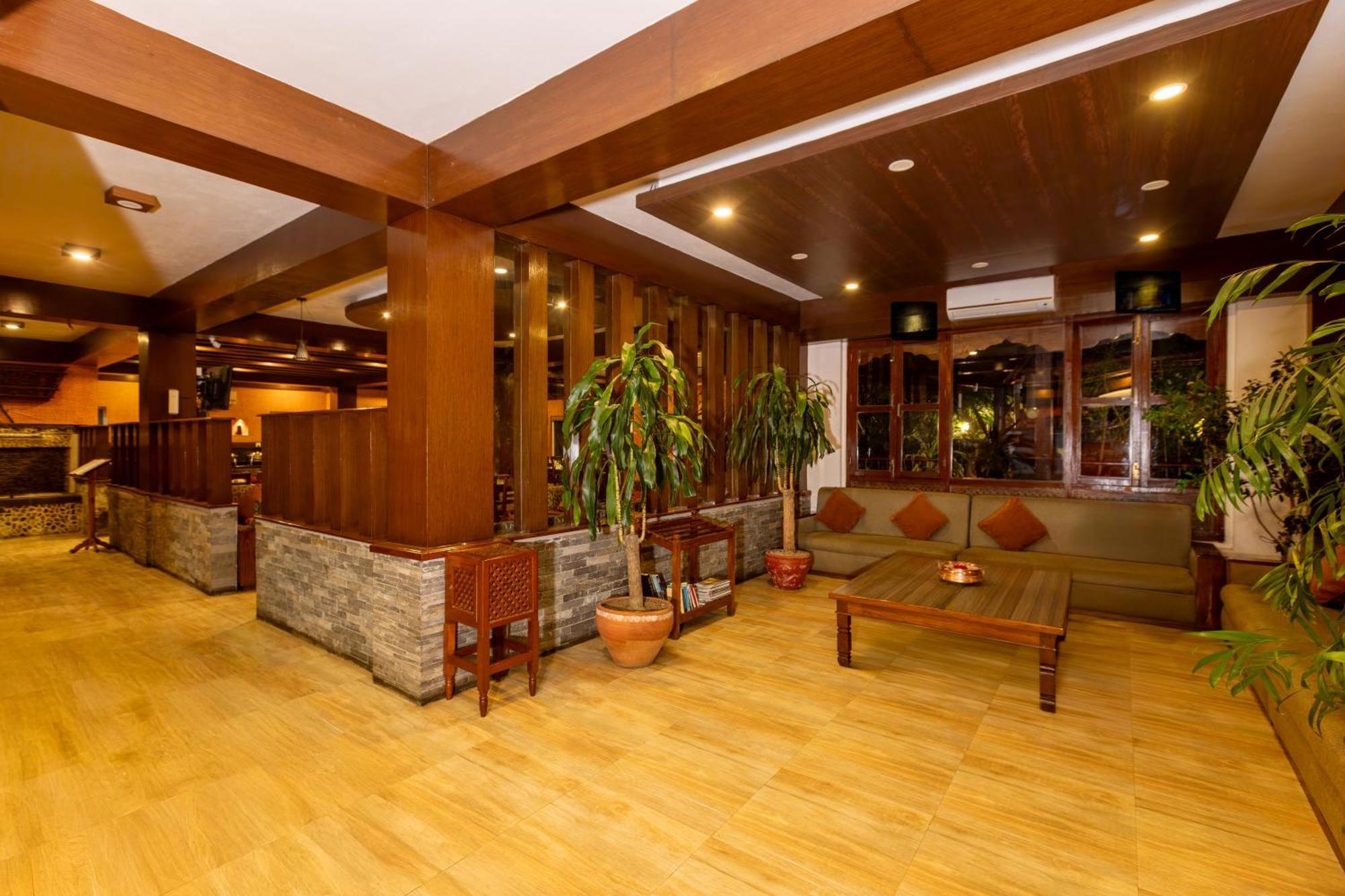 Mount View Pokhara Hotel Exterior foto