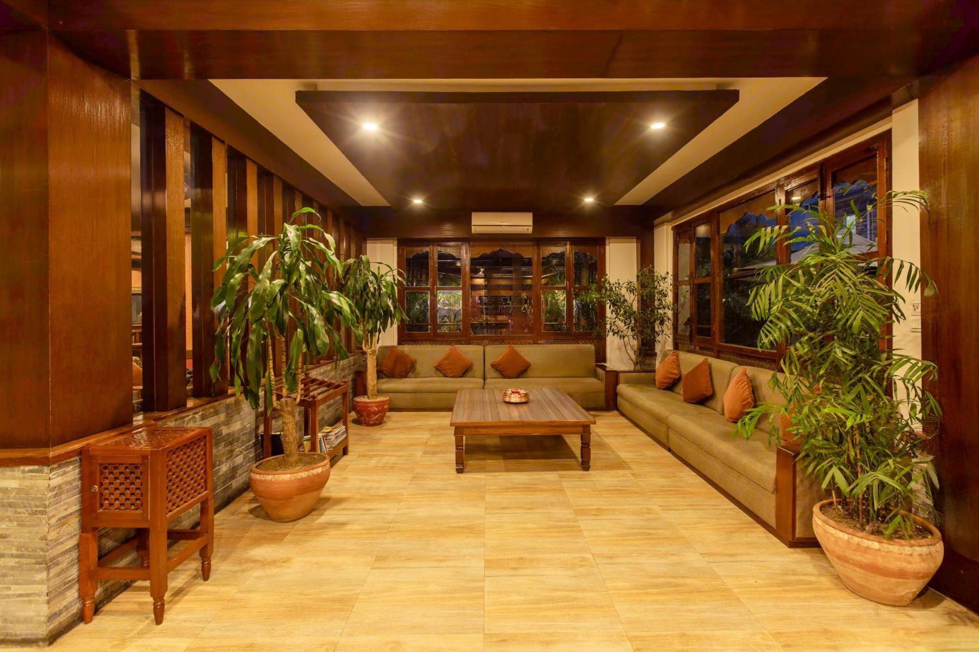 Mount View Pokhara Hotel Exterior foto