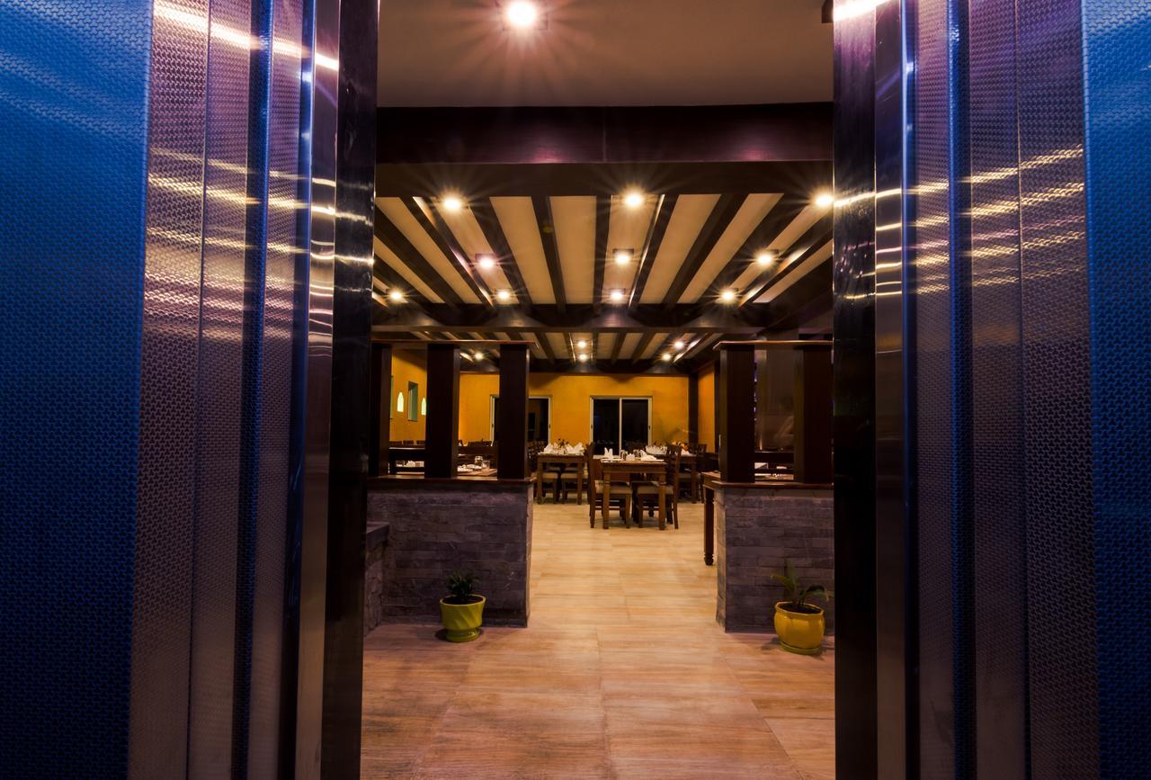 Mount View Pokhara Hotel Exterior foto