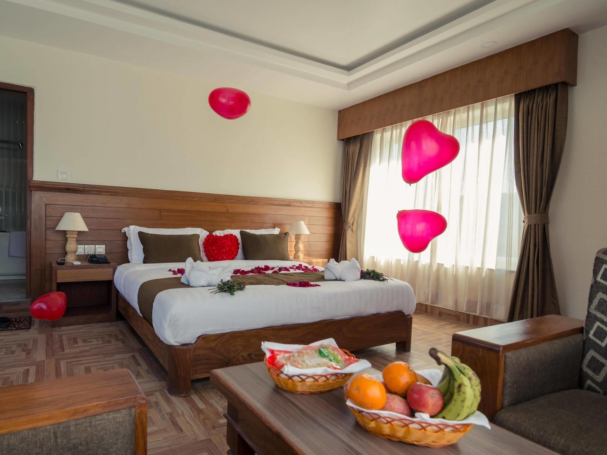 Mount View Pokhara Hotel Exterior foto